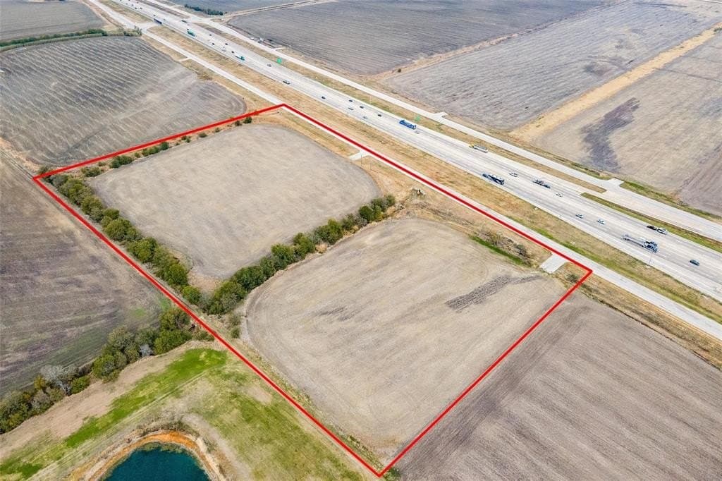 14.49 acres in Hill County
