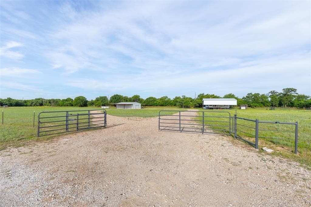 3.2 acres in Callahan County gallery image 2