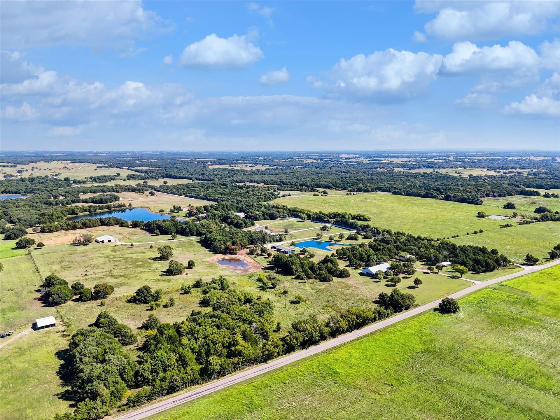 1.64 acres in Cooke County gallery image 3