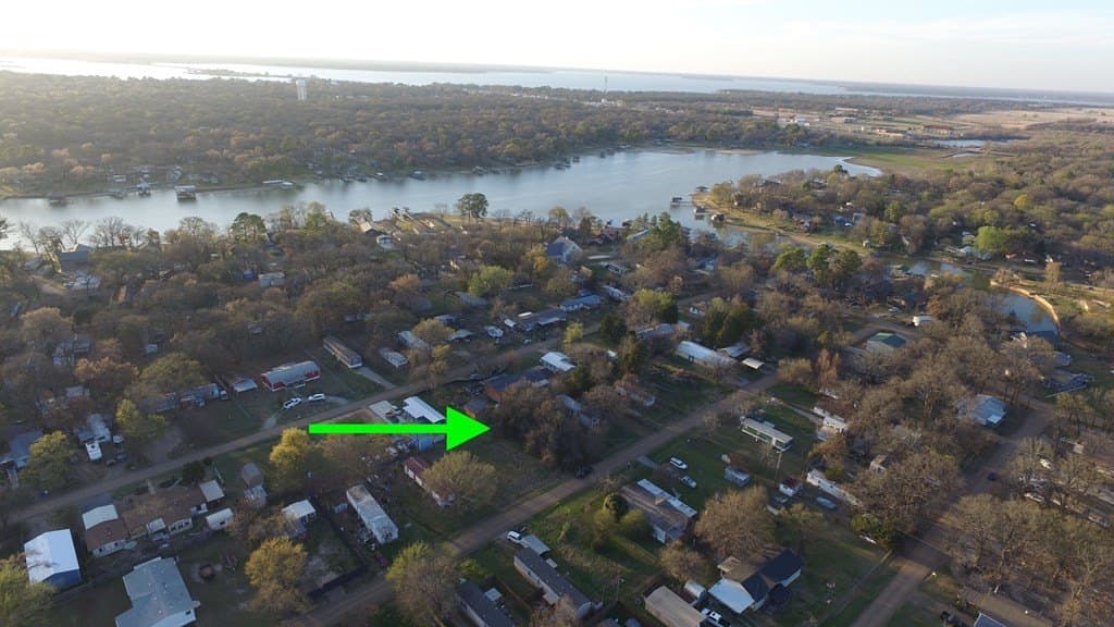 0.11 acres in Henderson County - photo 11