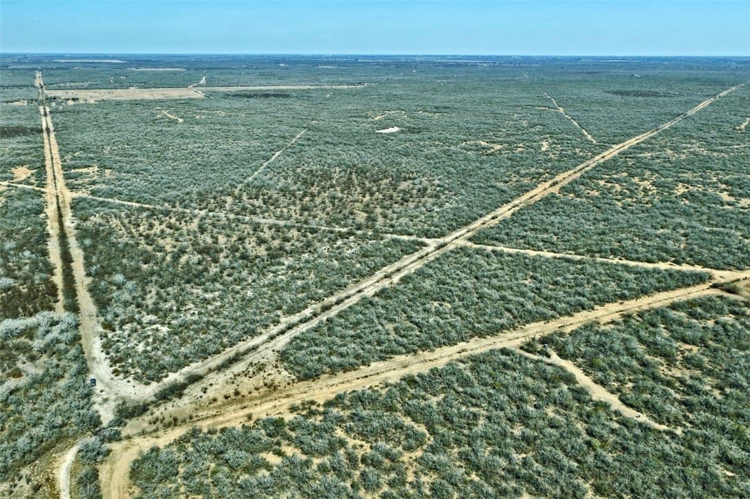2,199.03 acres in Jim Wells County - photo 17