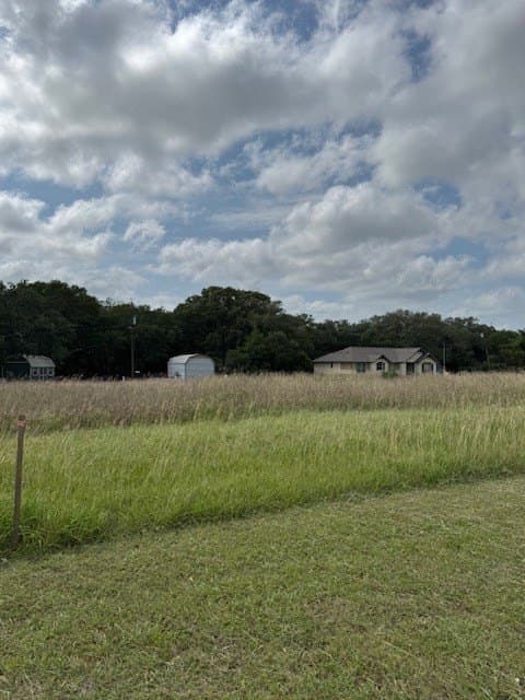 0.12 acres in Tres Palacios Oaks County - photo 5