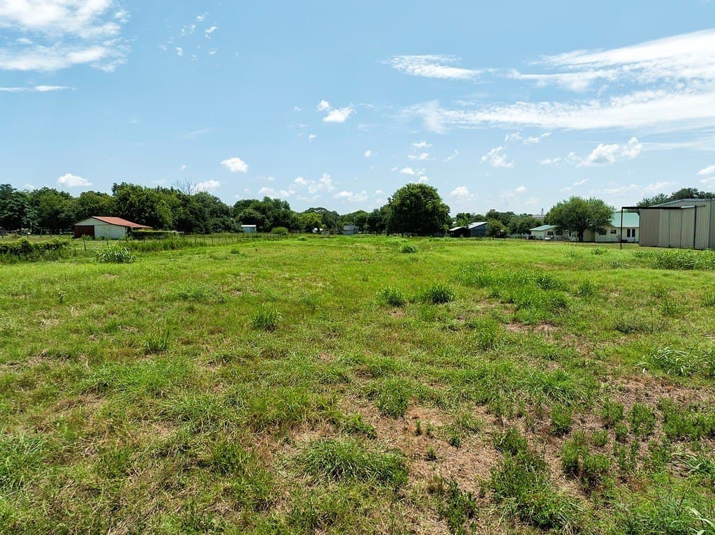 2.27 acres in Fayette County - photo 7