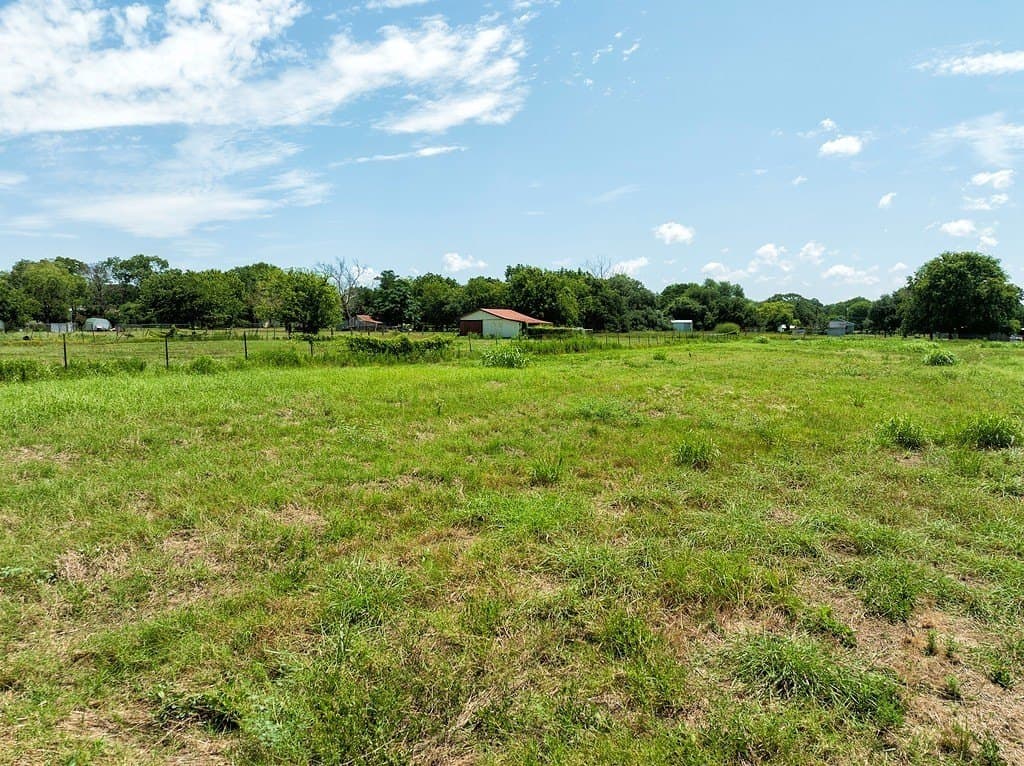2.27 acres in Fayette County - photo 8