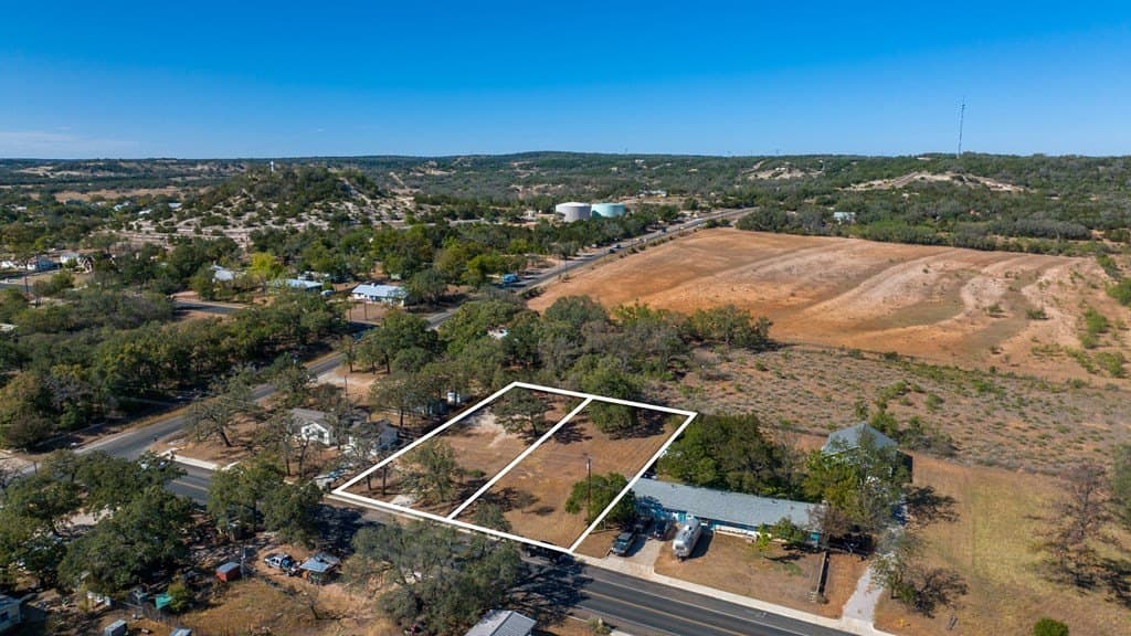 0.32 acres in Gillespie County featured view