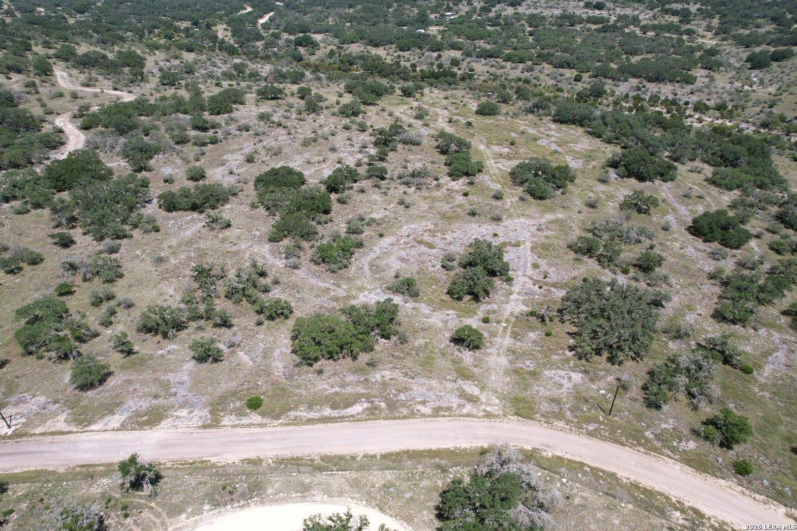 33.93 acres in Edwards County - photo 32