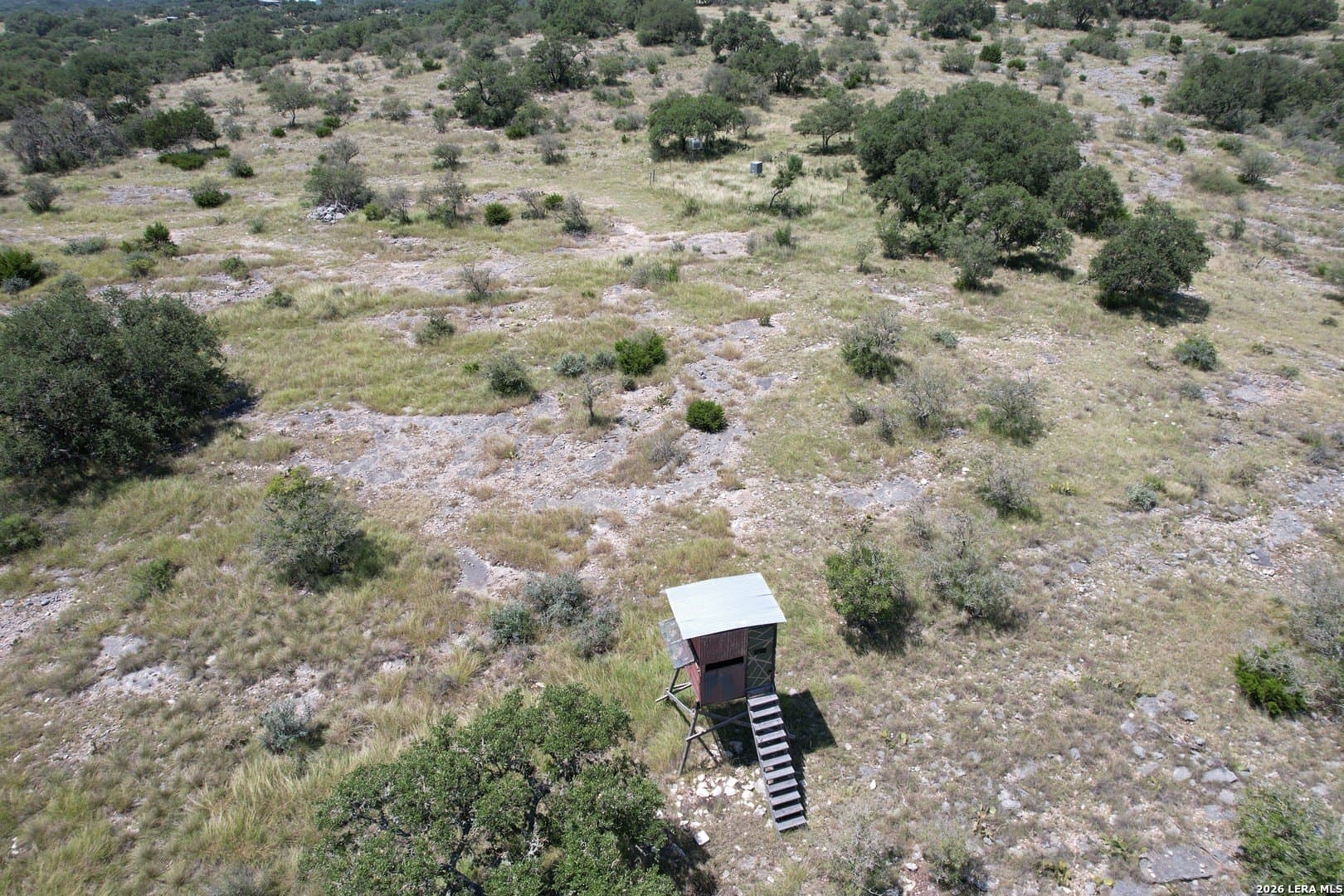 33.93 acres in Edwards County - photo 29