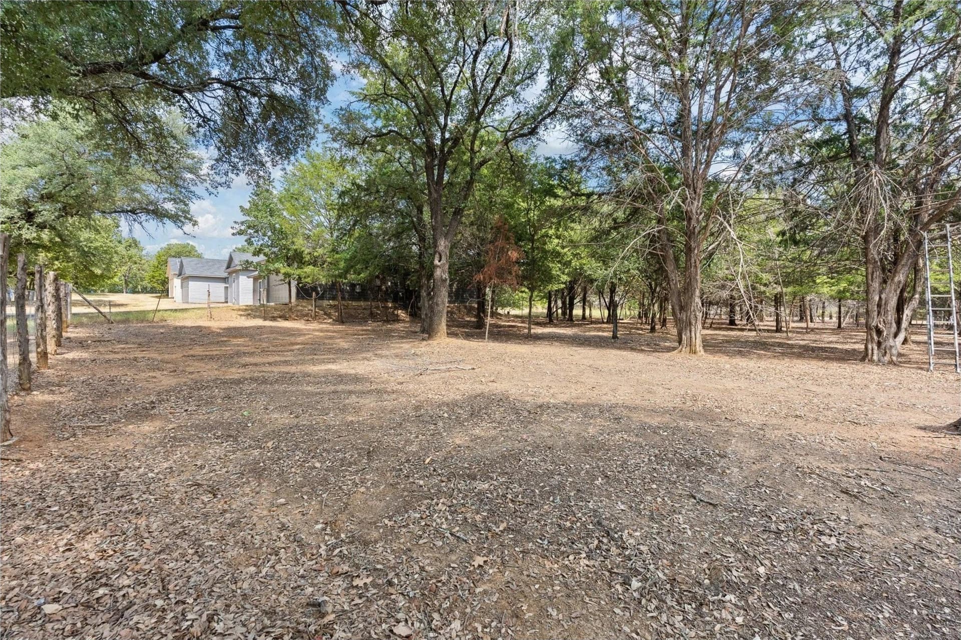 0.23 acres in Johnson County - photo 7