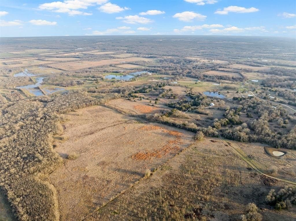 10.16 acres in Hopkins County