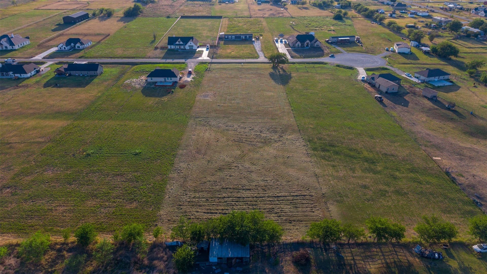 1.69 acres in Johnson County - photo 9