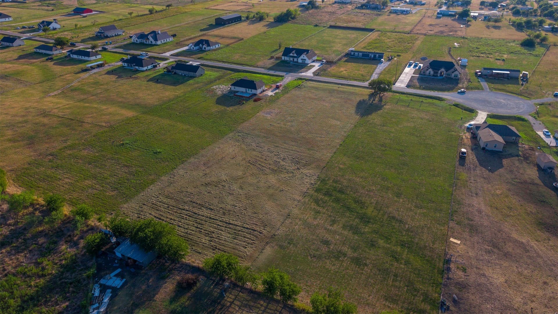 1.69 acres in Johnson County - photo 11