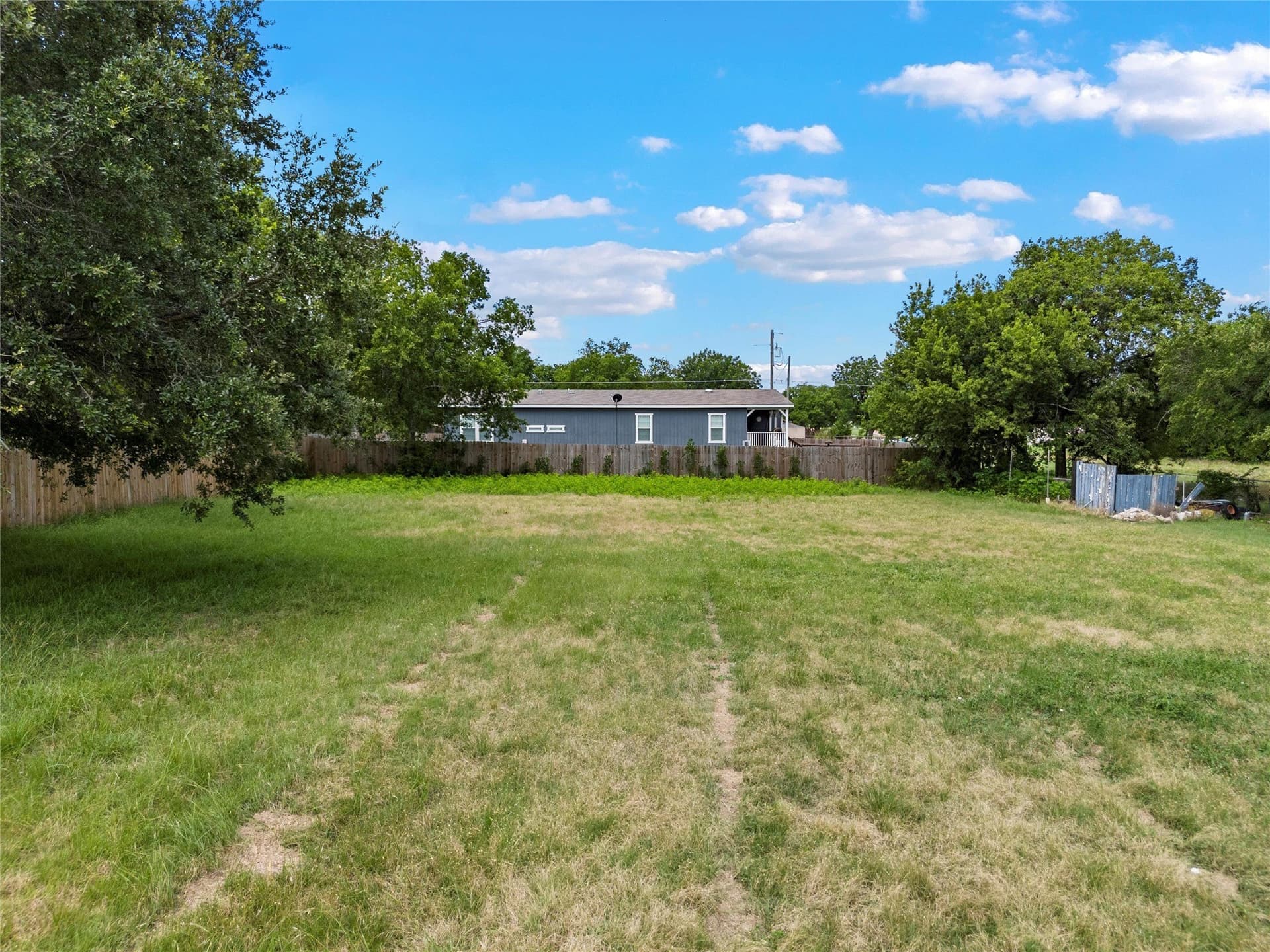 0.26 acres in McLennan County gallery image 4