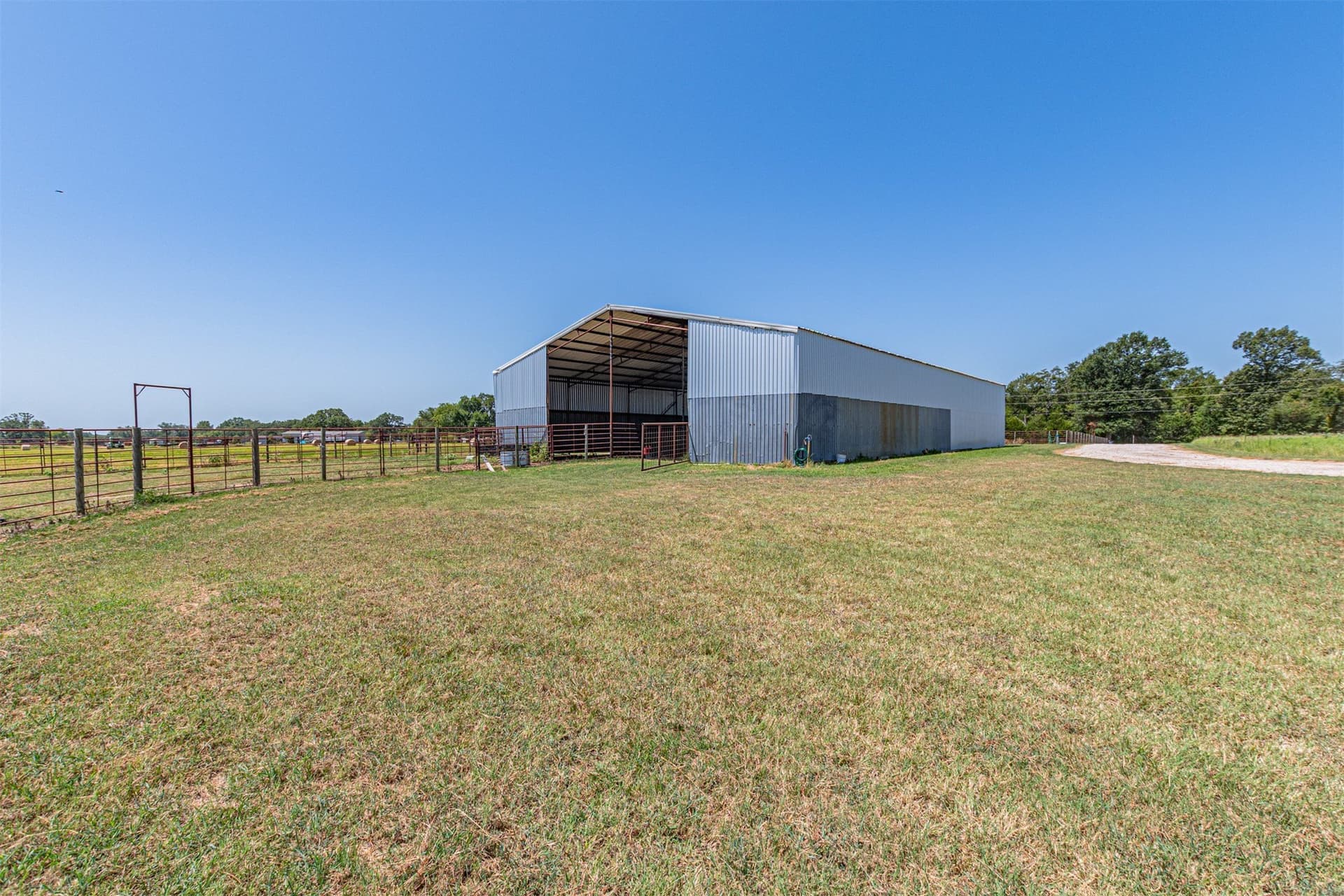 35.98 acres in Rains County - photo 34