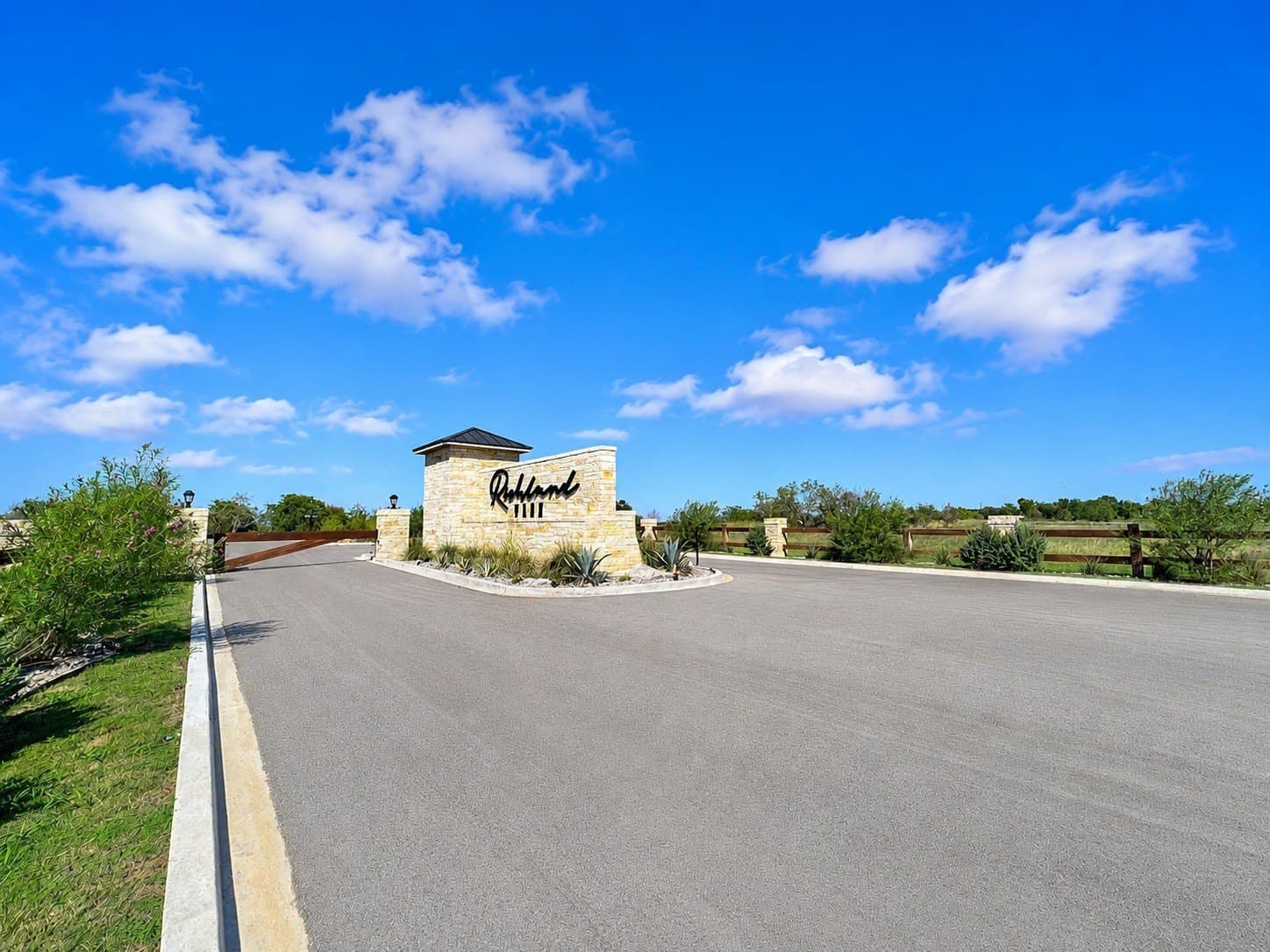 1.38 acres in Navarro County - photo 35