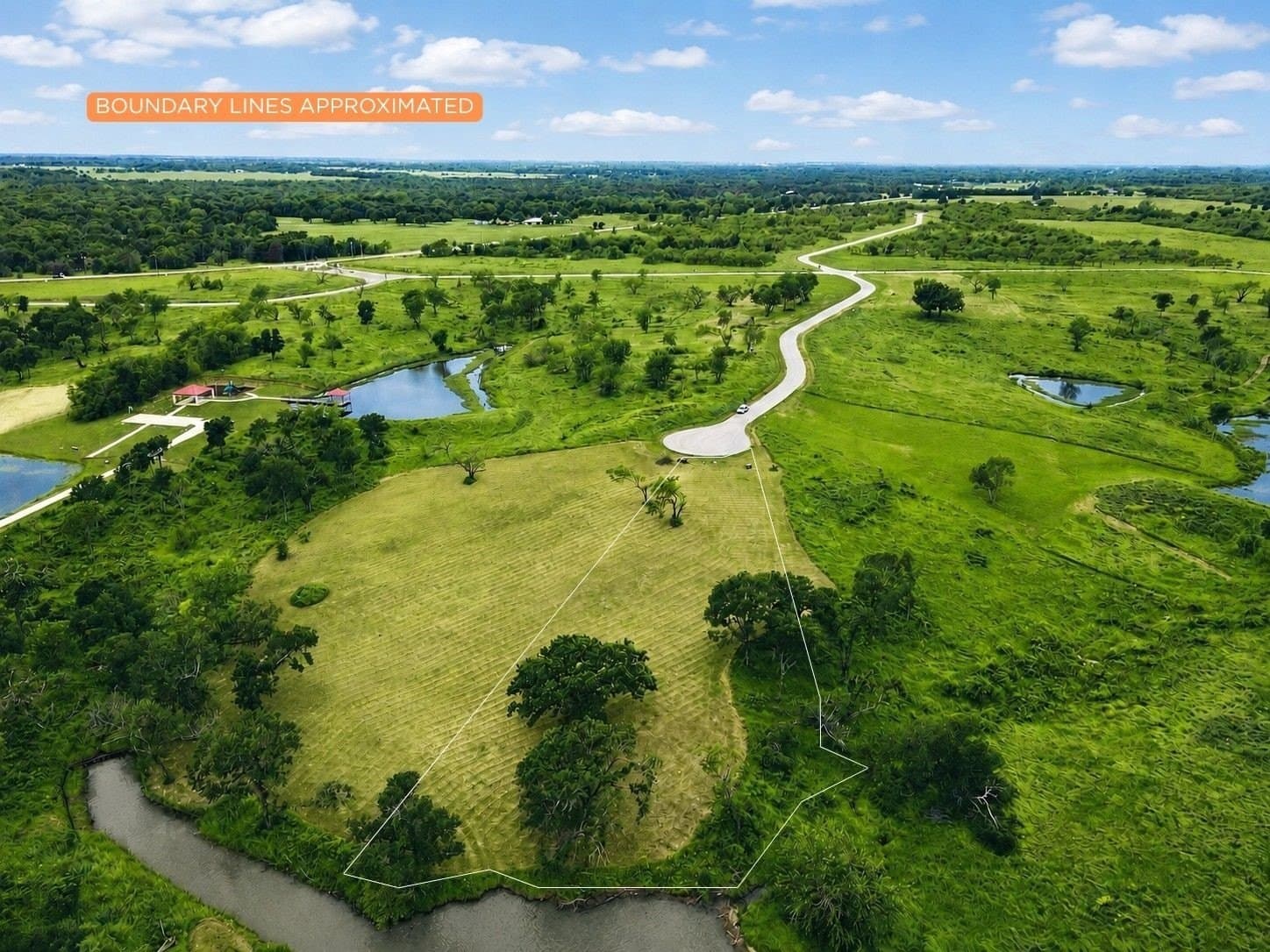 1.38 acres in Navarro County gallery image 4
