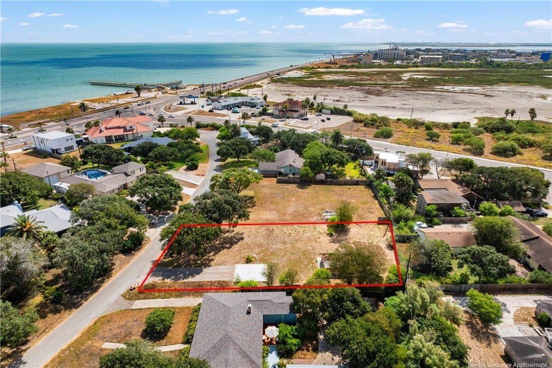 0.37 acres in Nueces County - photo 3
