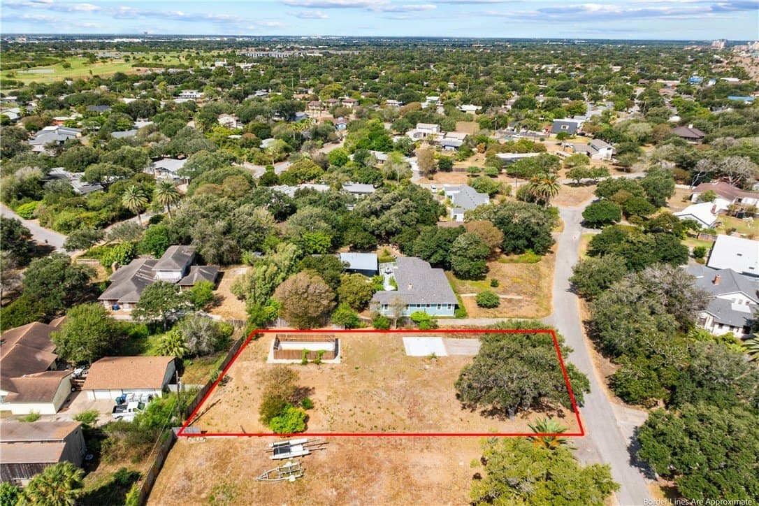 0.37 acres in Nueces County - photo 8