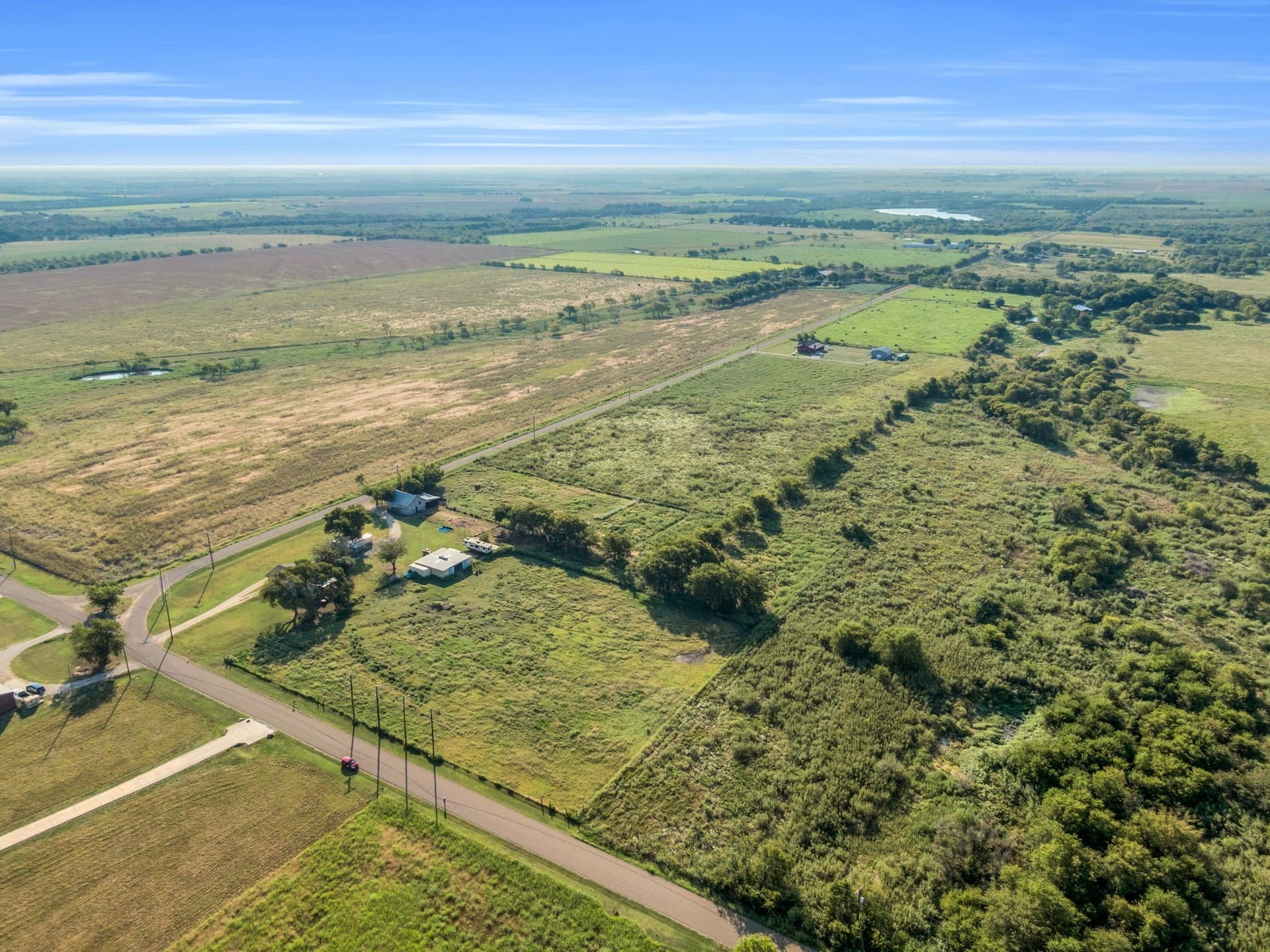 11.72 acres in Ellis County - photo 9