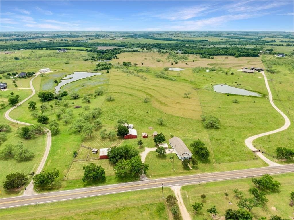 16 acres in Ellis County