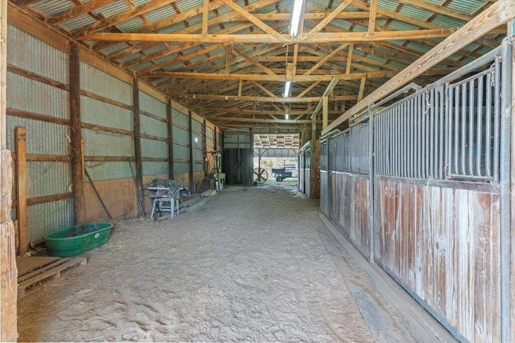 56.65 acres in Henderson County - photo 22