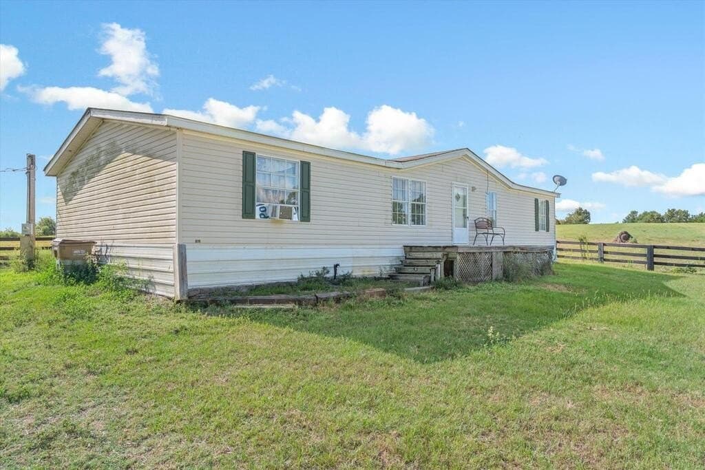 56.65 acres in Henderson County - photo 28