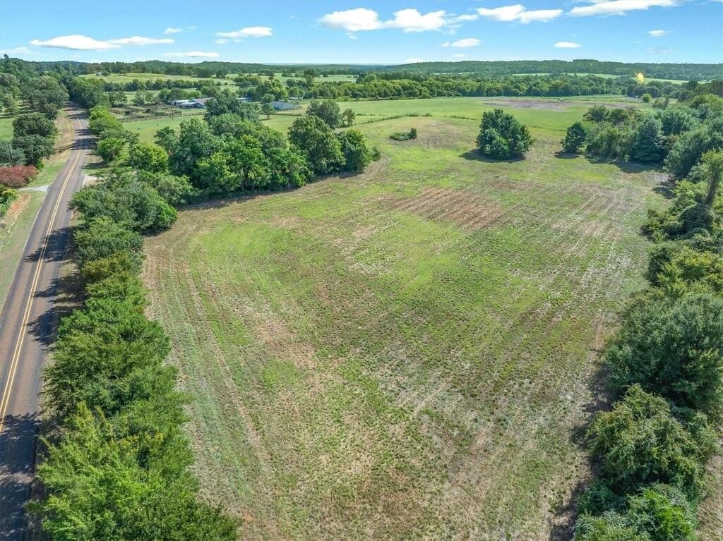 56.65 acres in Henderson County - photo 3