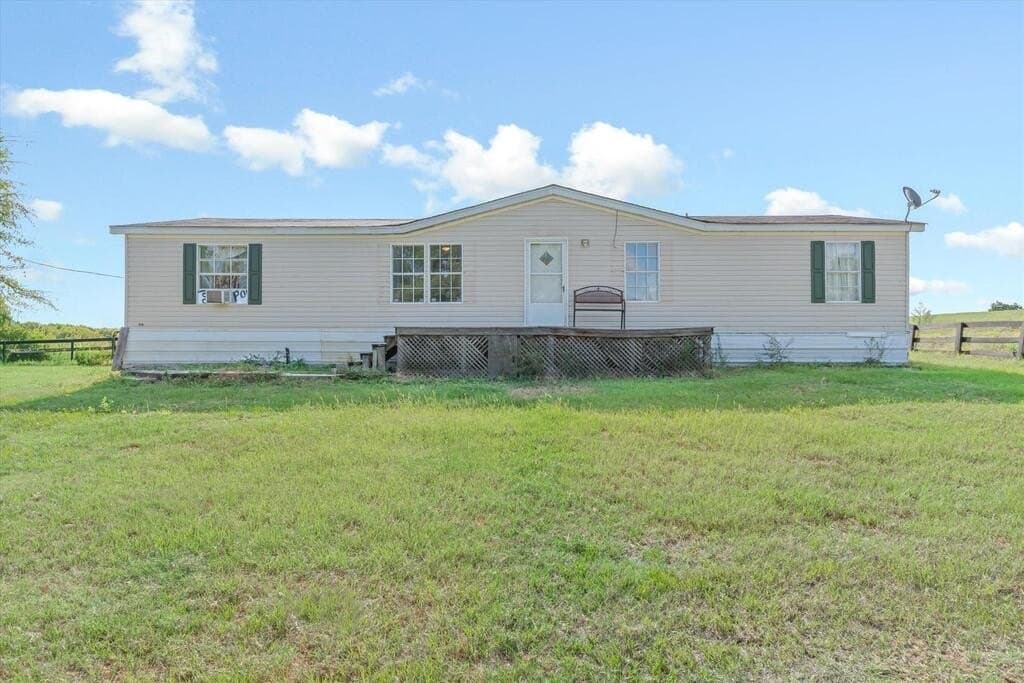 56.65 acres in Henderson County - photo 29