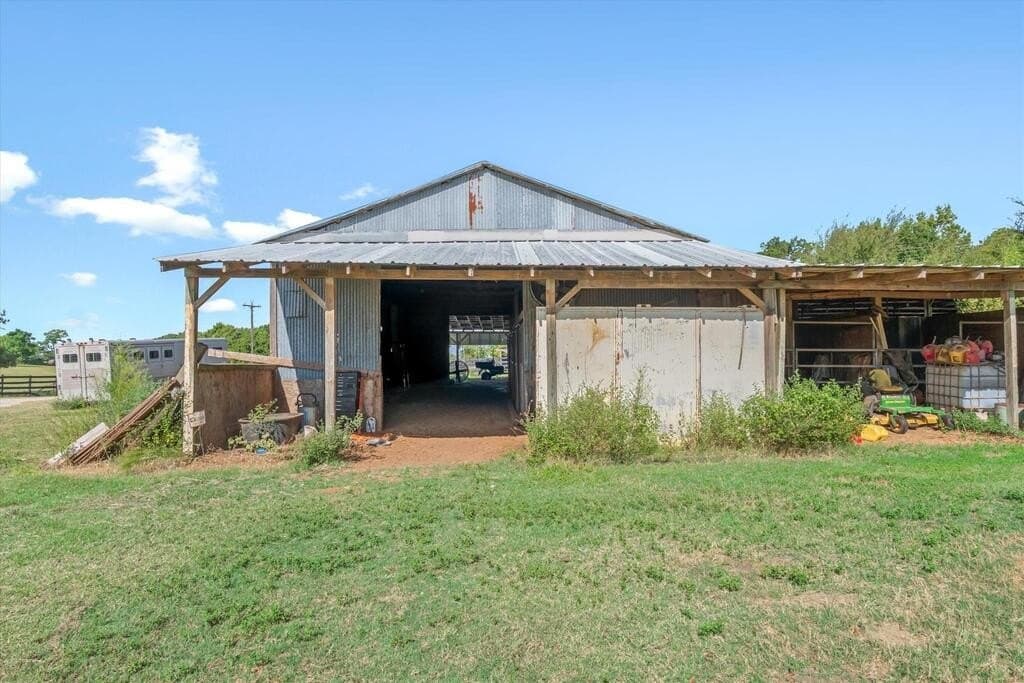 56.65 acres in Henderson County - photo 26