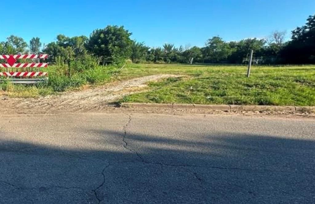 2.04 acres in Tarrant County