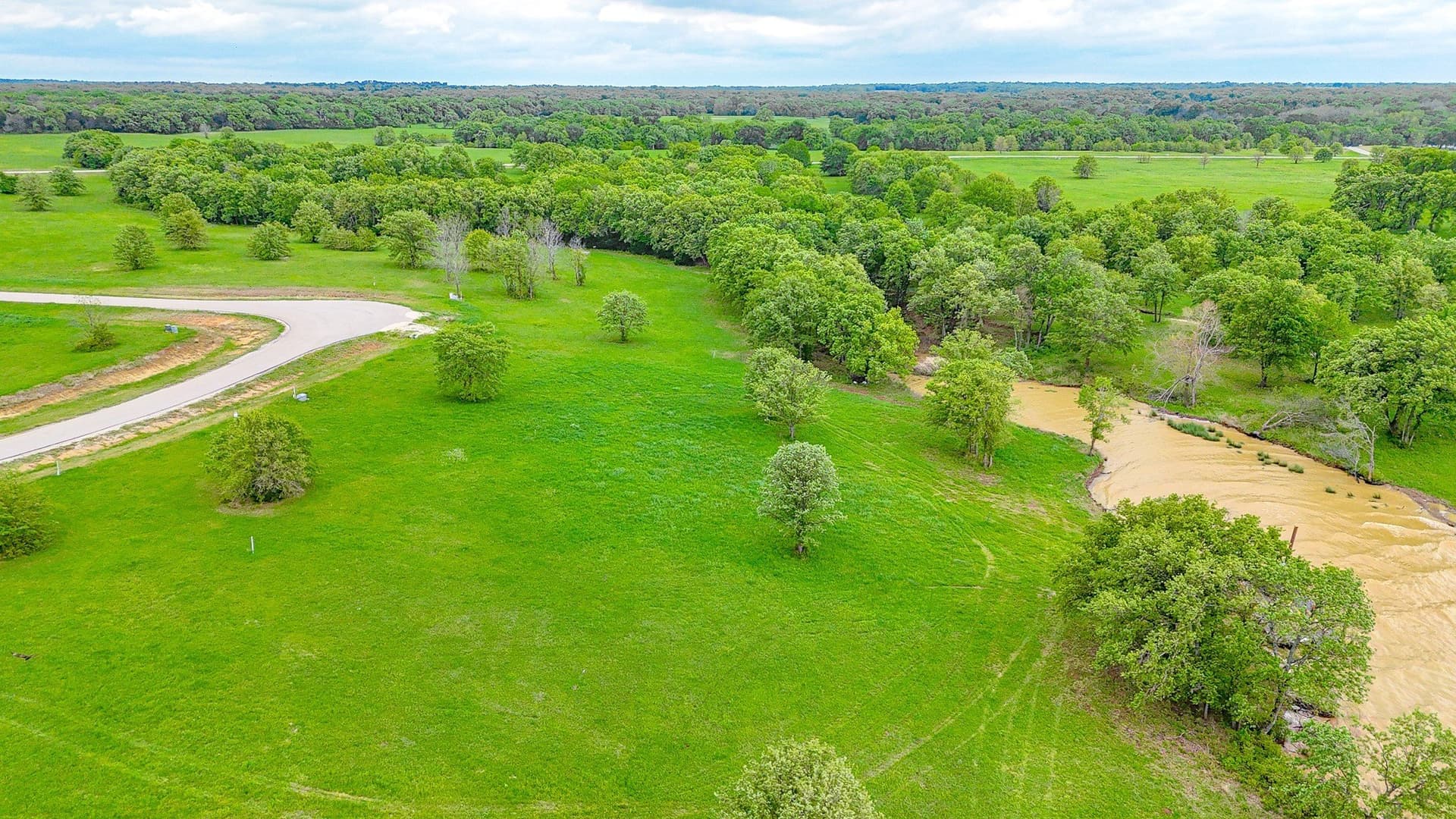 1.02 acres in Navarro County - photo 22