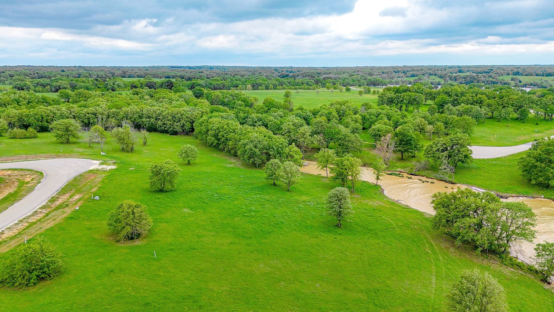 1.02 acres in Navarro County - photo 23