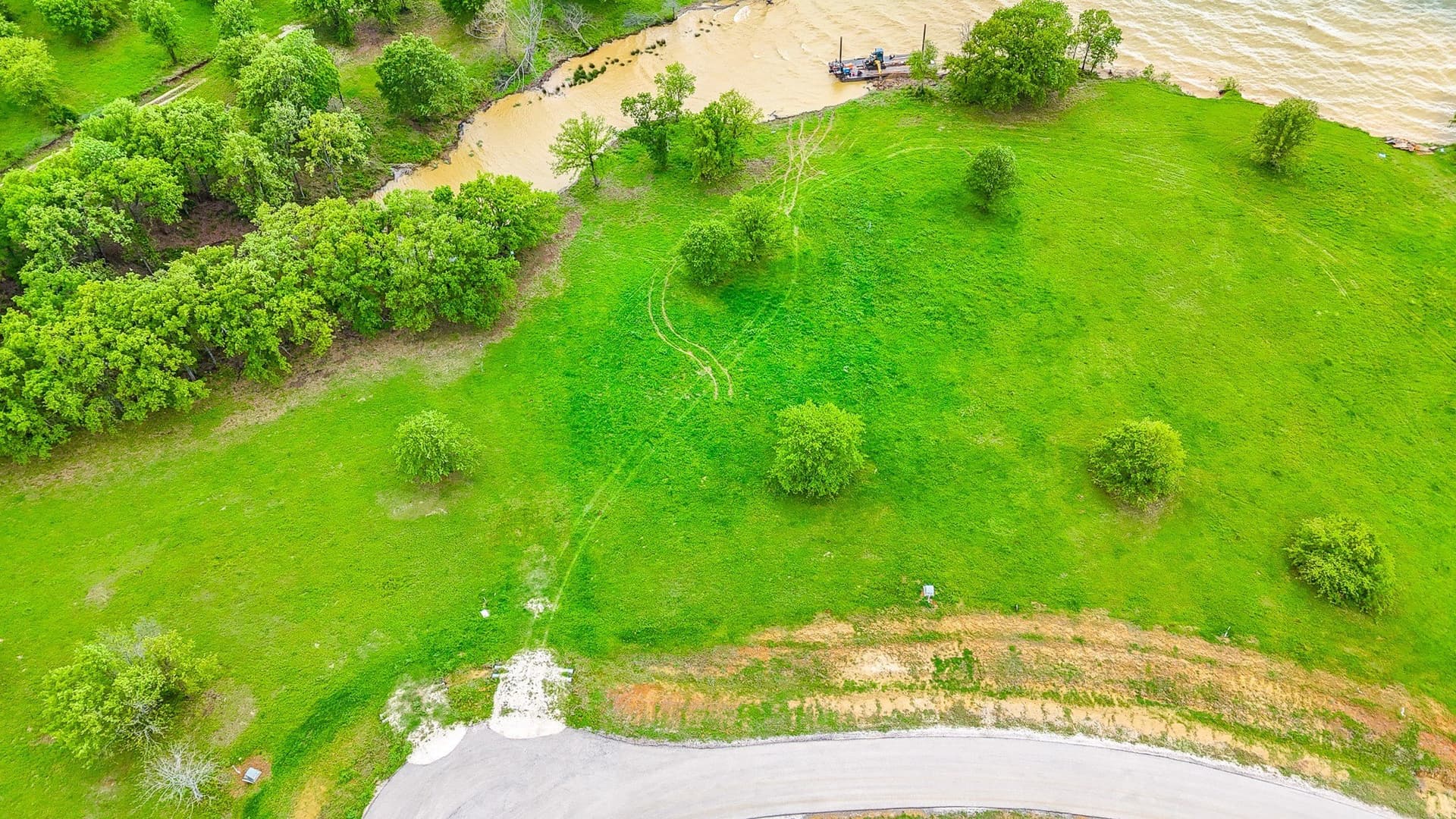 1.02 acres in Navarro County - photo 26