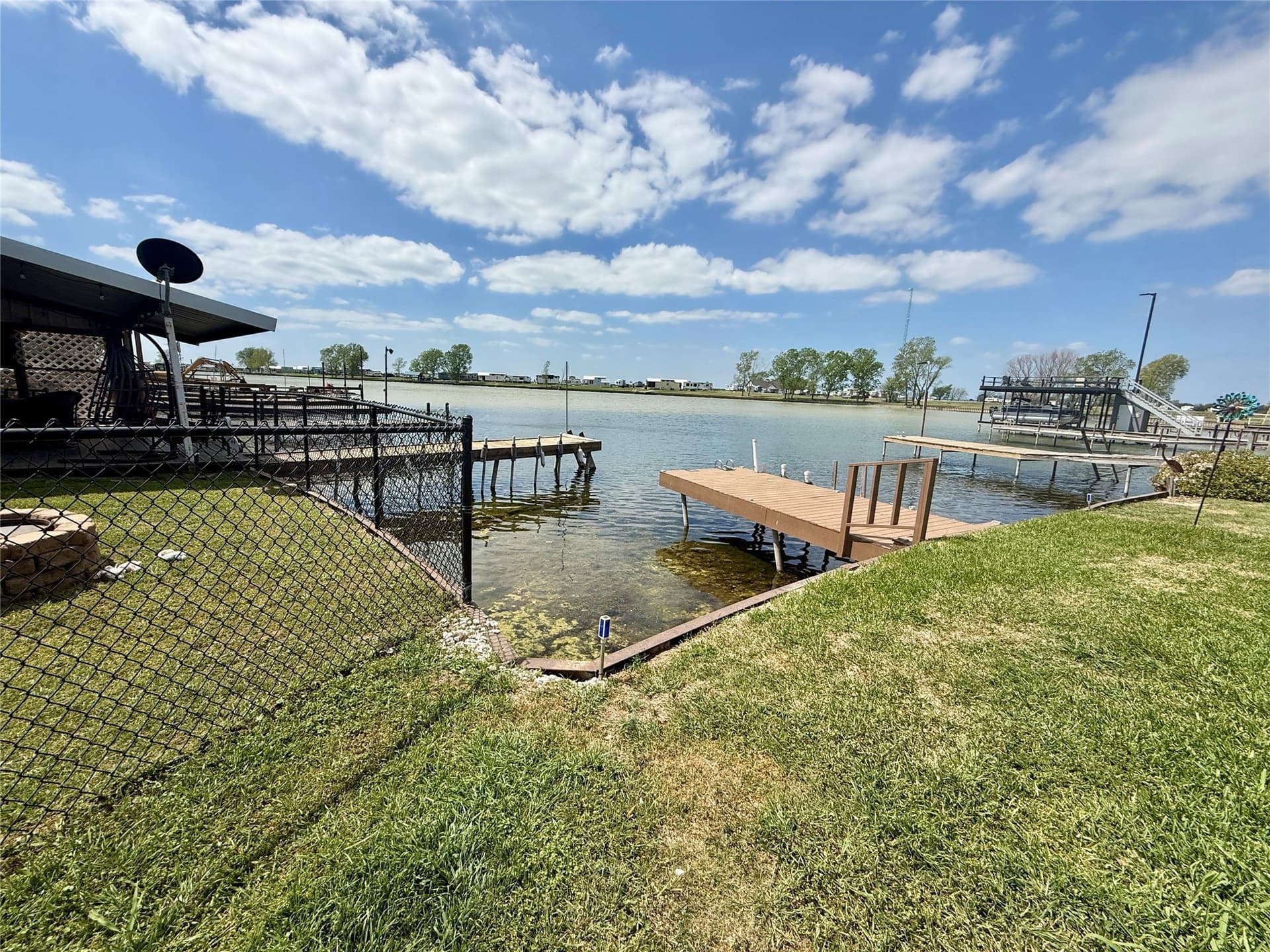 0.09 acres in Navarro County - photo 14
