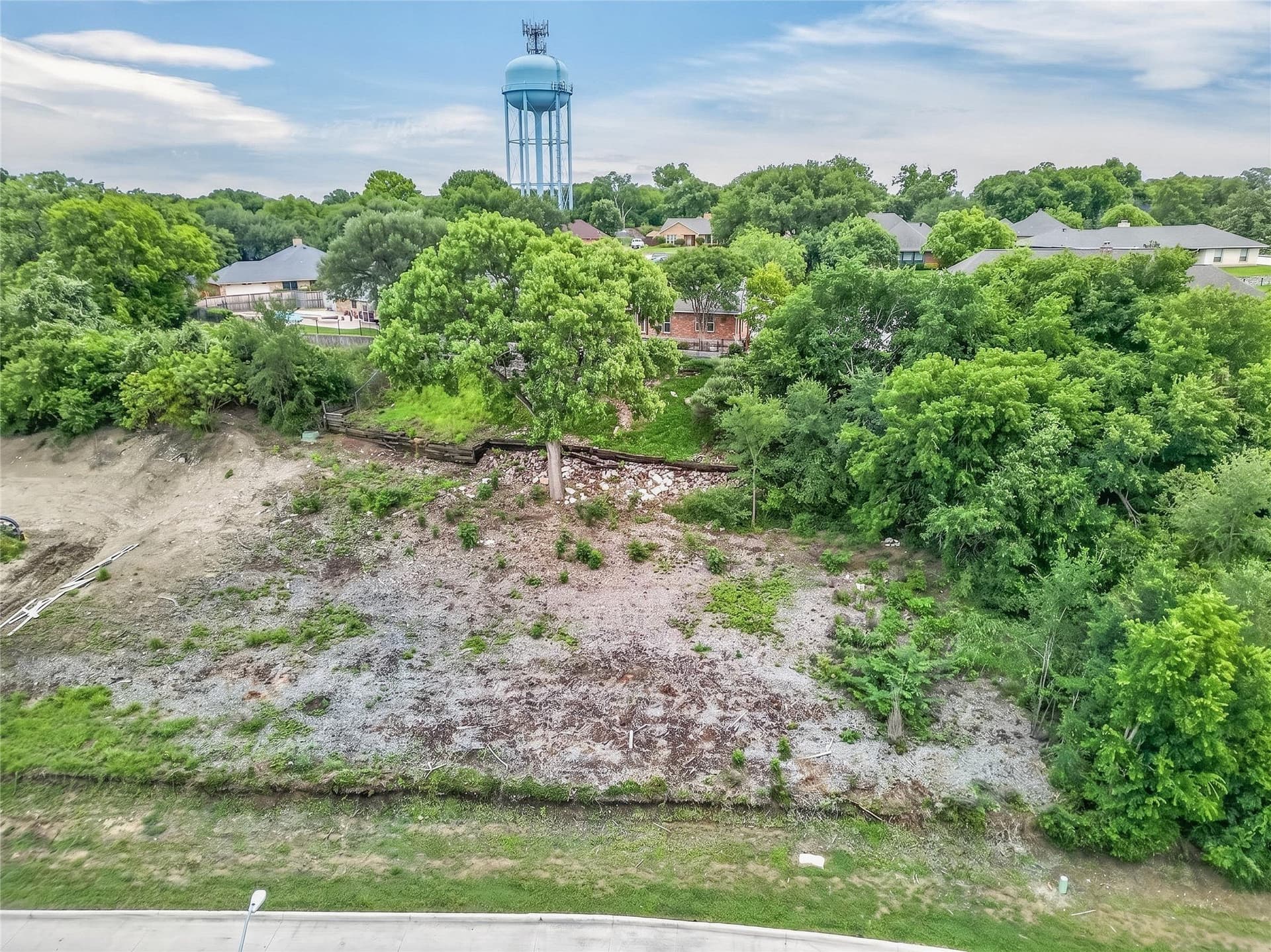 0.44 acres in Tarrant County - photo 8
