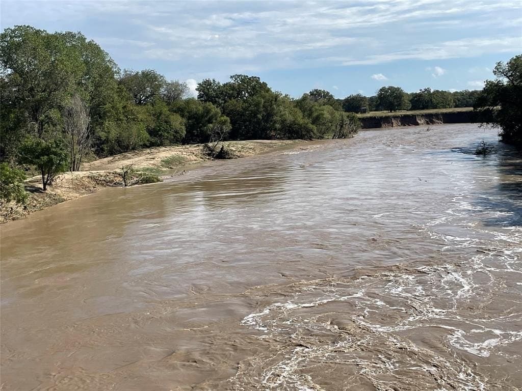 60 acres in Bosque County gallery image 2
