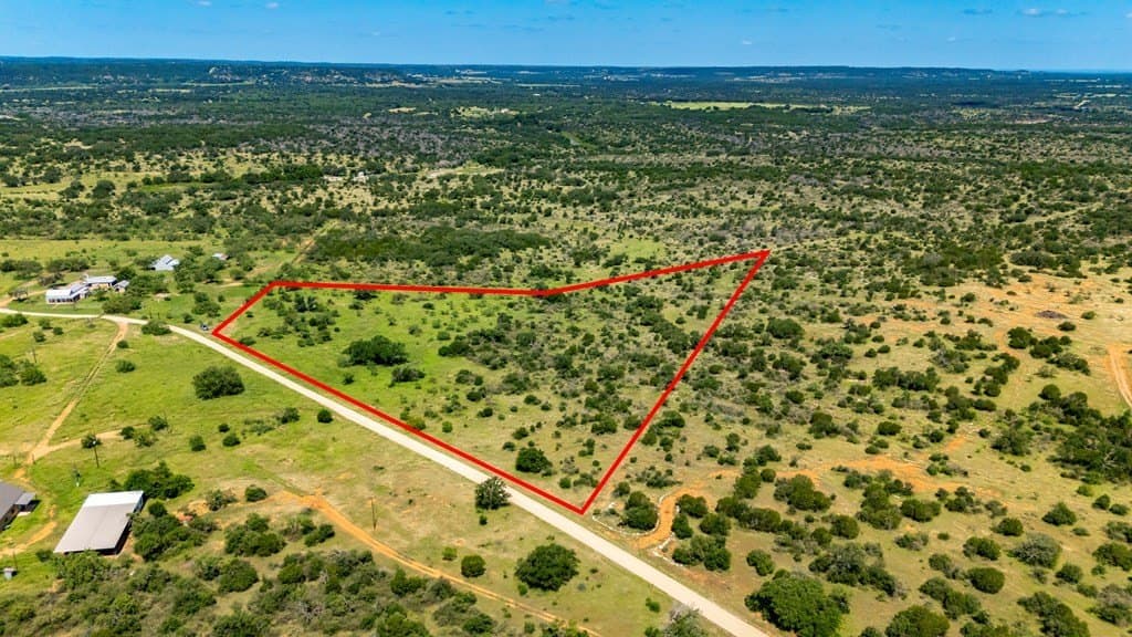 10.1 acres in Gillespie County gallery image 4