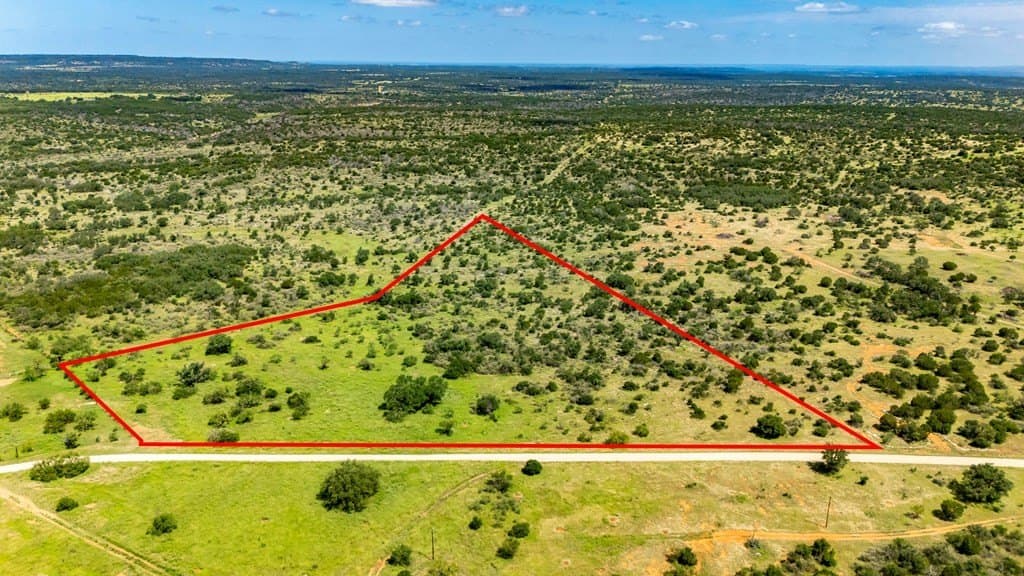 10.1 acres in Gillespie County gallery image 3