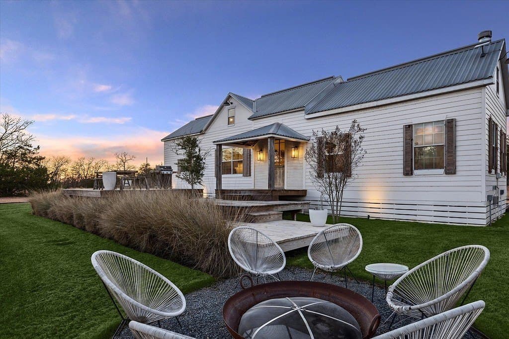 10.27 acres in Fayette County