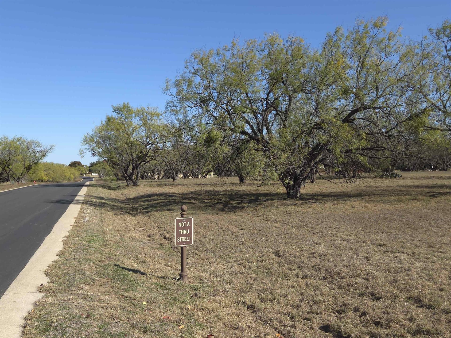 0.32 acres in Llano County gallery image 3