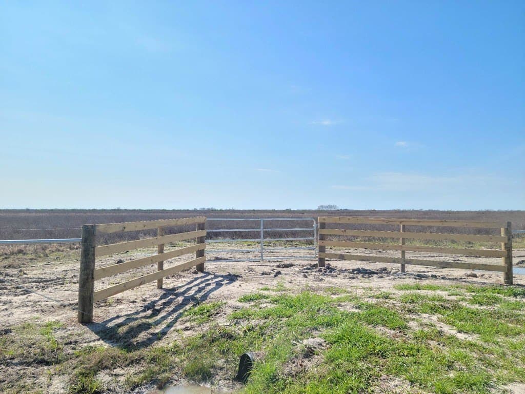 11.86 acres in Texas County gallery image 4