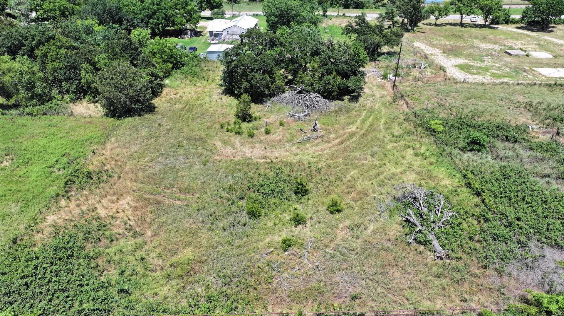 1.57 acres in Montague County - photo 17