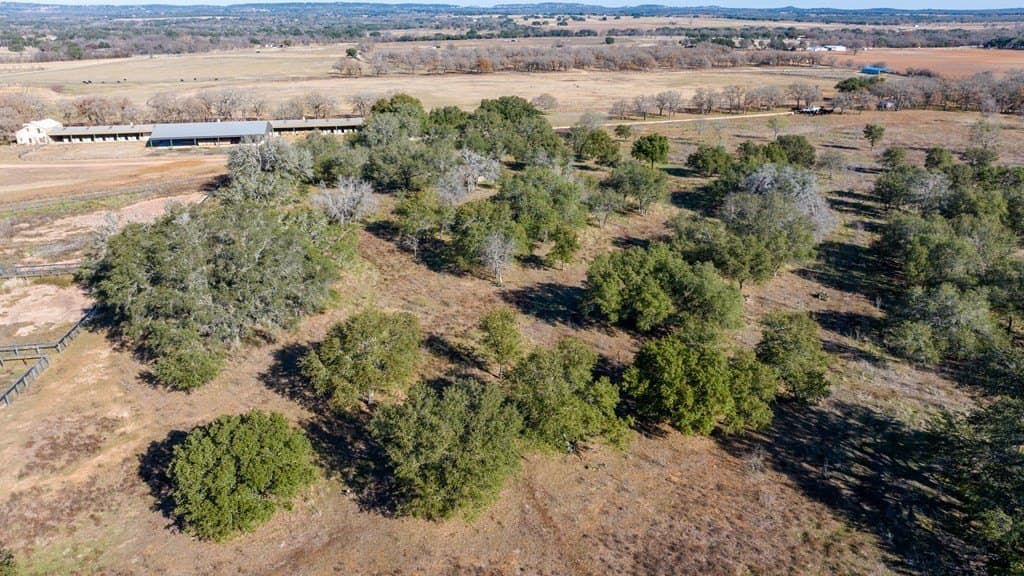 197 acres in Gillespie County - photo 4