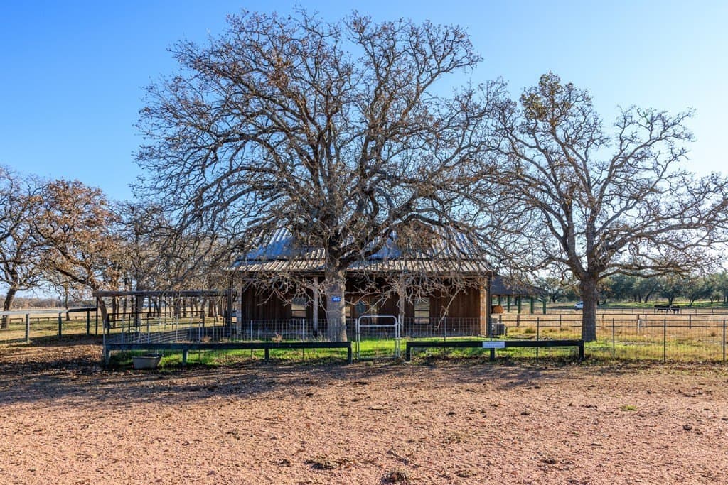197 acres in Gillespie County - photo 17