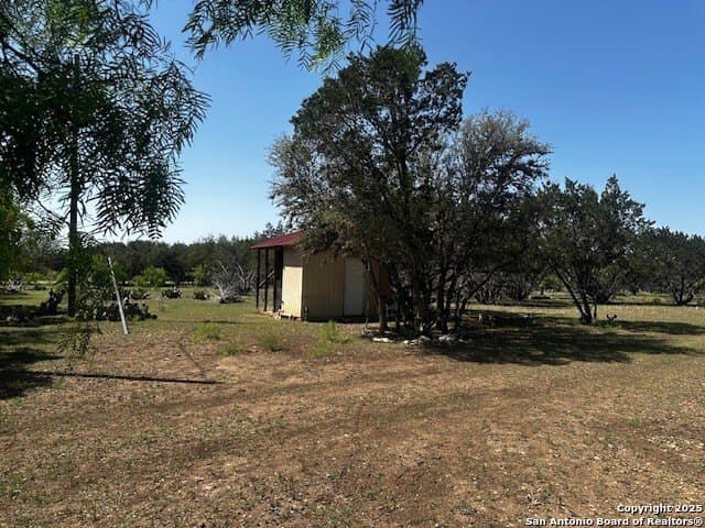 21.41 acres in Real County - photo 6