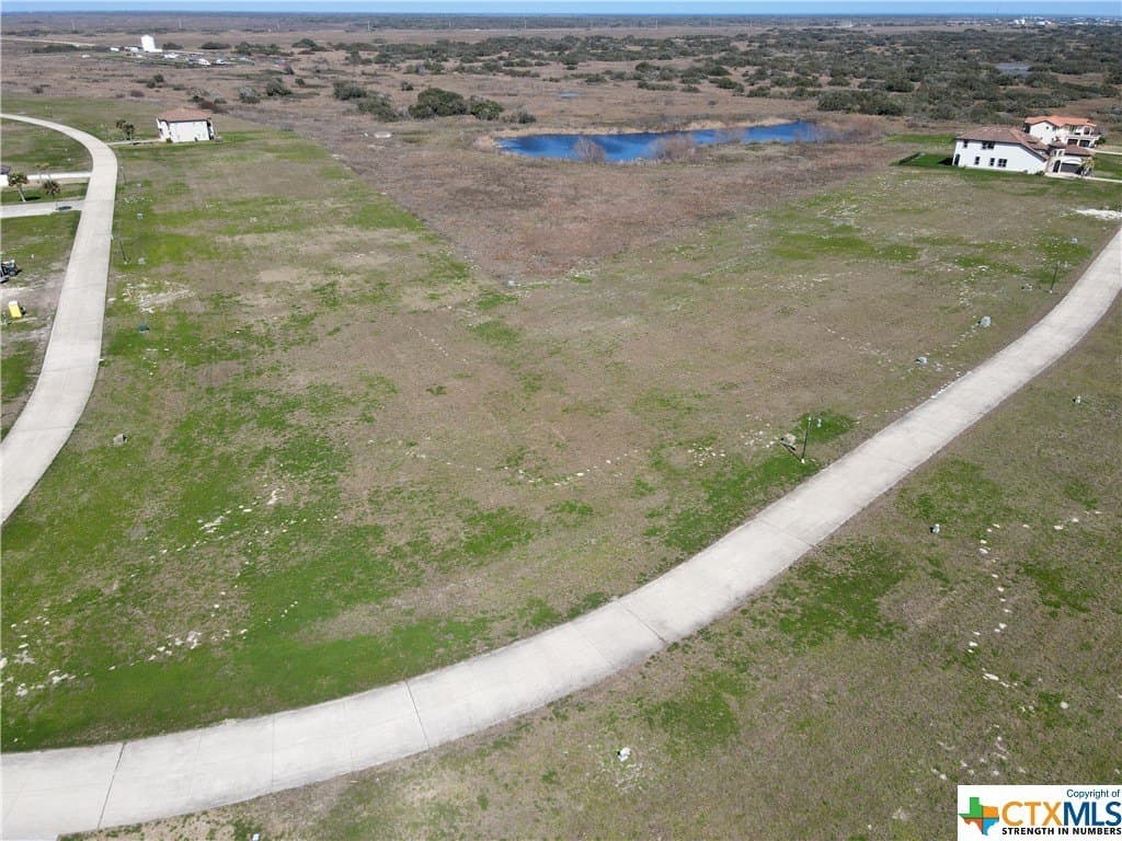 0.25 acres in Calhoun County - photo 6
