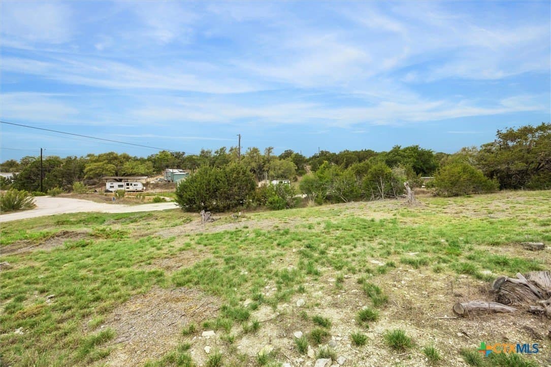 0.23 acres in Comal County - photo 8