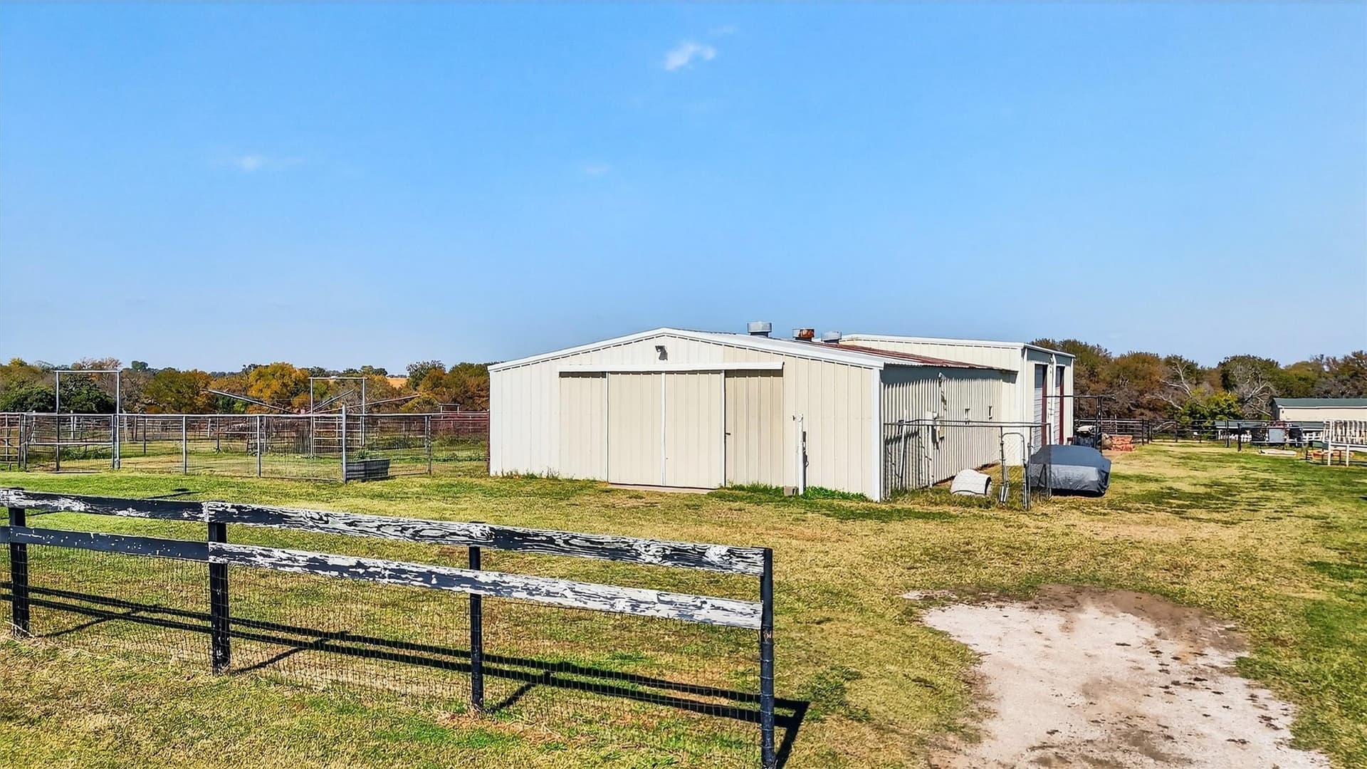10 acres in Denton County - photo 13