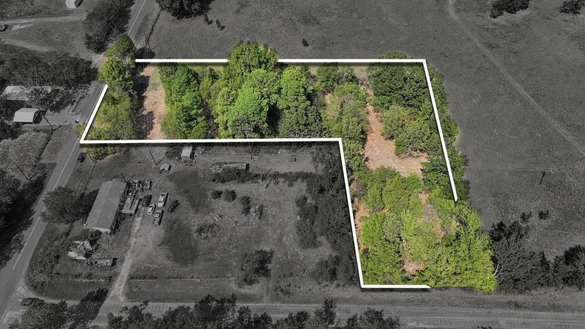 1.82 acres in Smith County