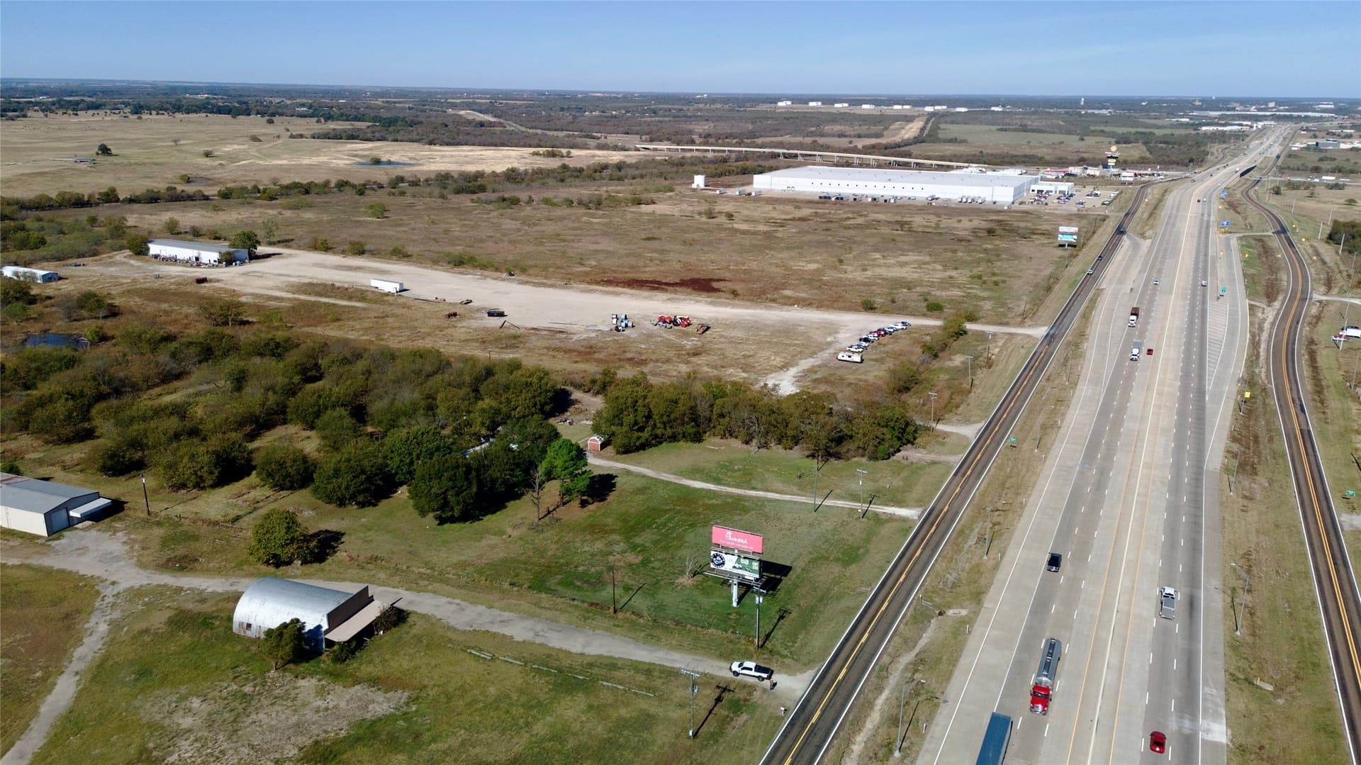 5.98 acres in Navarro County - photo 2
