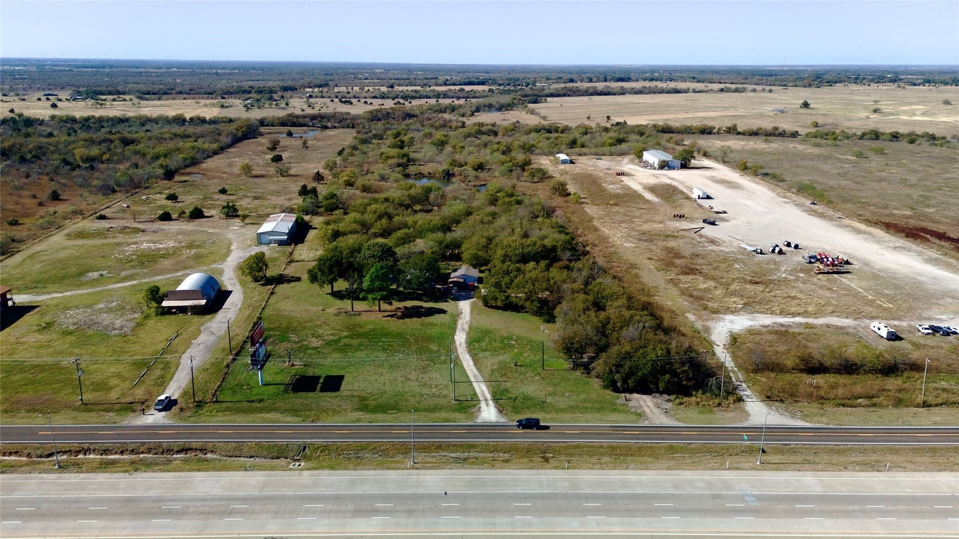5.98 acres in Navarro County - photo 3
